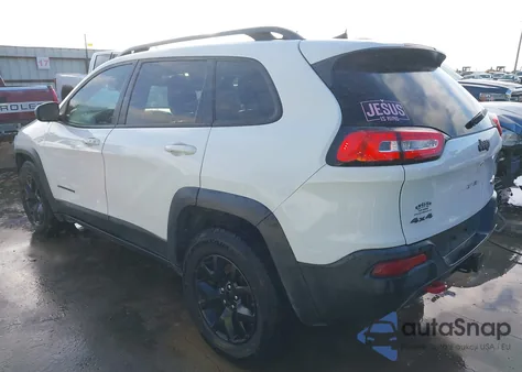 2016 Jeep Cherokee Trailhawk from USA, damaged, VIN 1C4PJMBS1GW133410